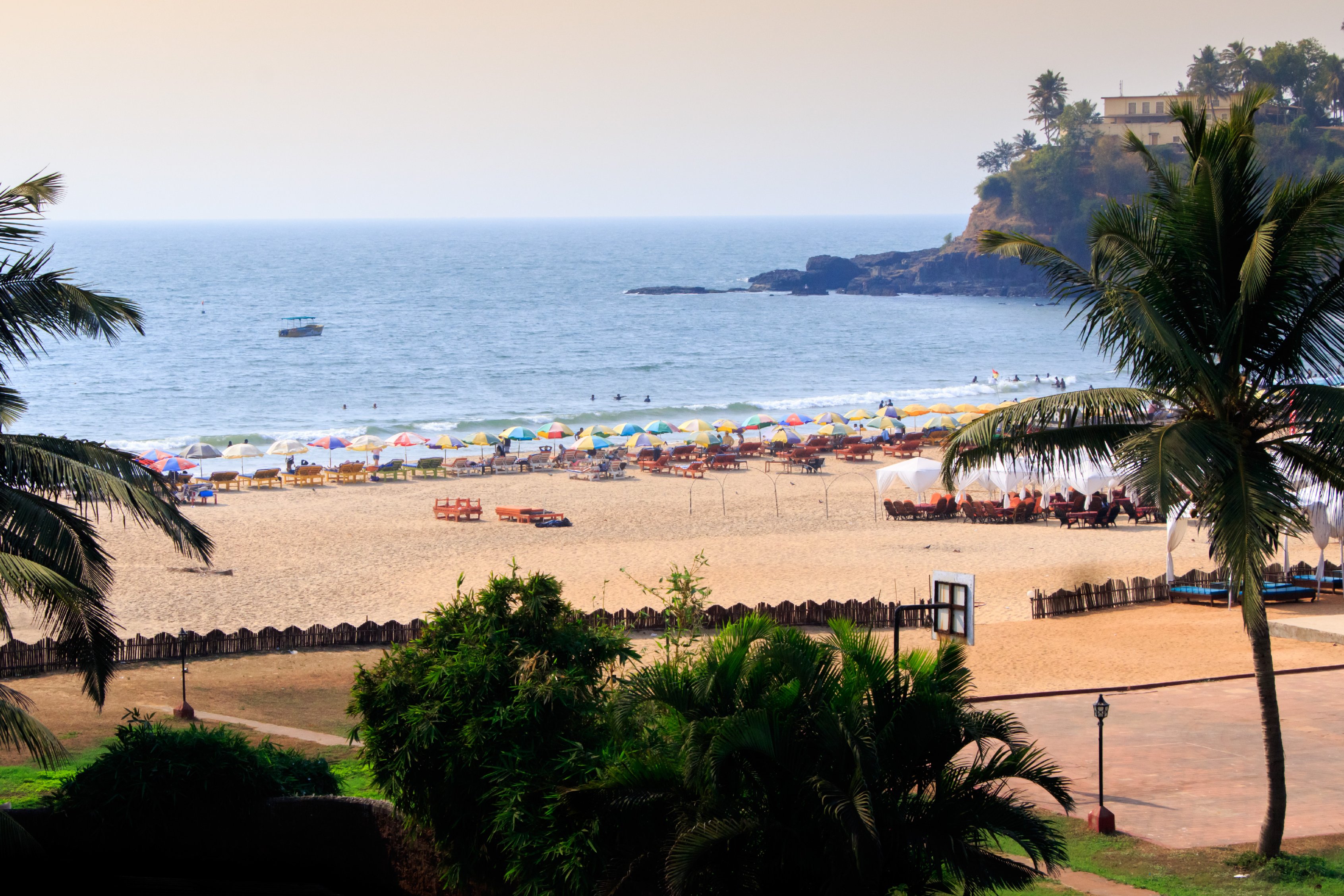 larios beach holidays by the beach