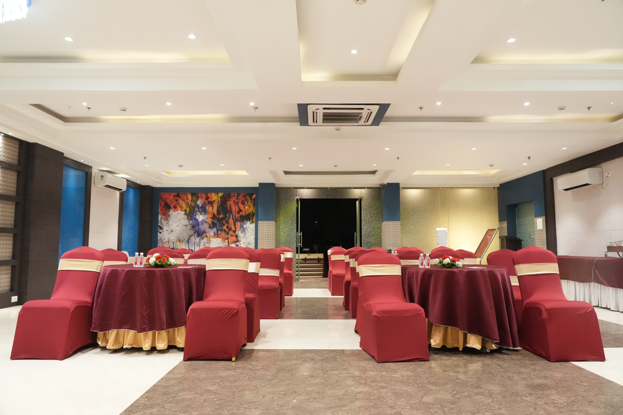 hotel yatharth inn