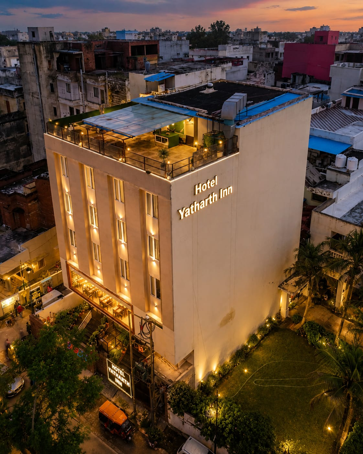hotel yatharth inn