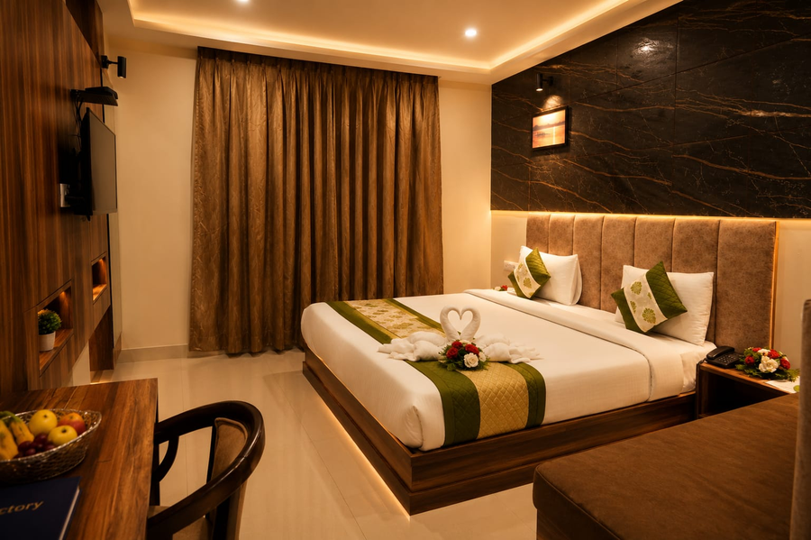 hotel yatharth inn