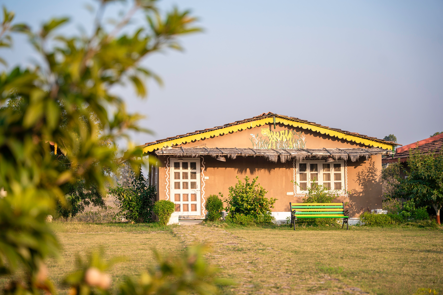 wow stayz2 pachmarhi foothill cottages