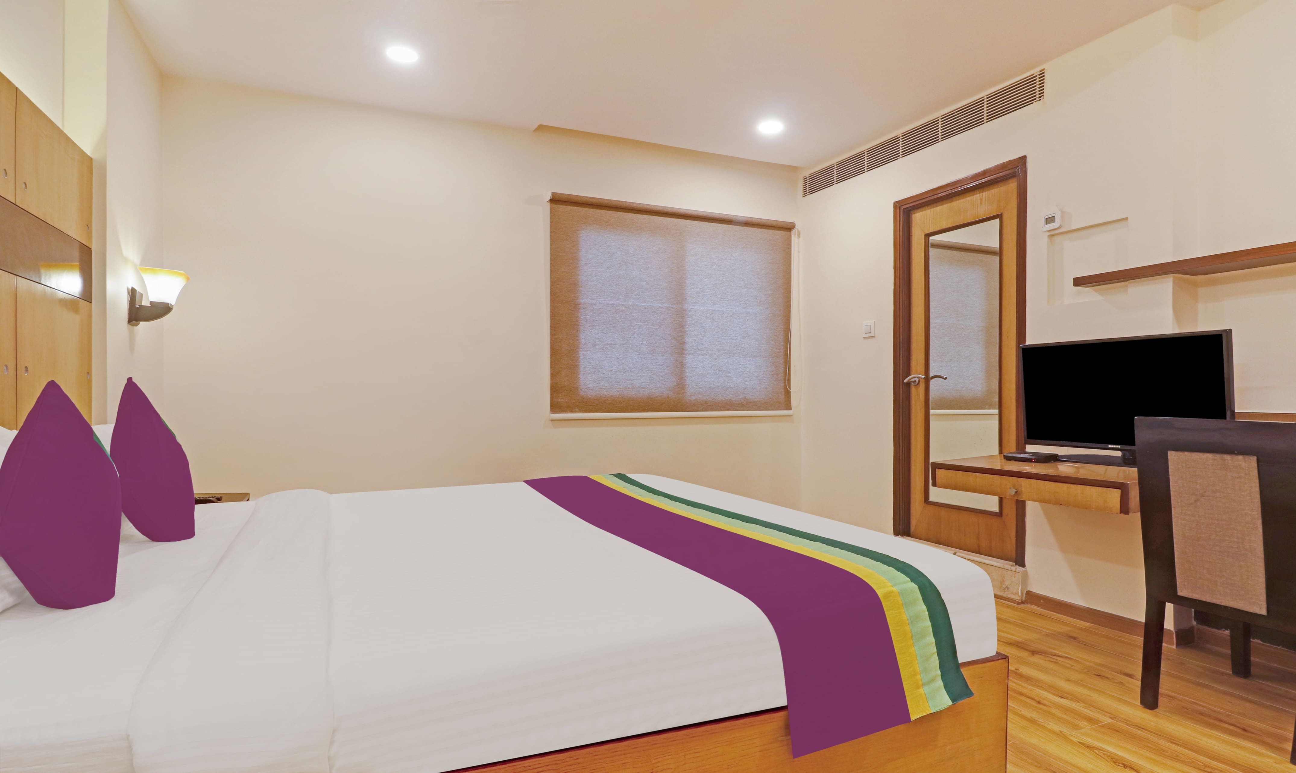 treebo premium seven lake view