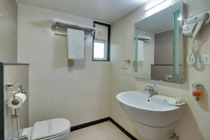 Centra Hotel,Sarkhej>>Ahmedabad,3 star