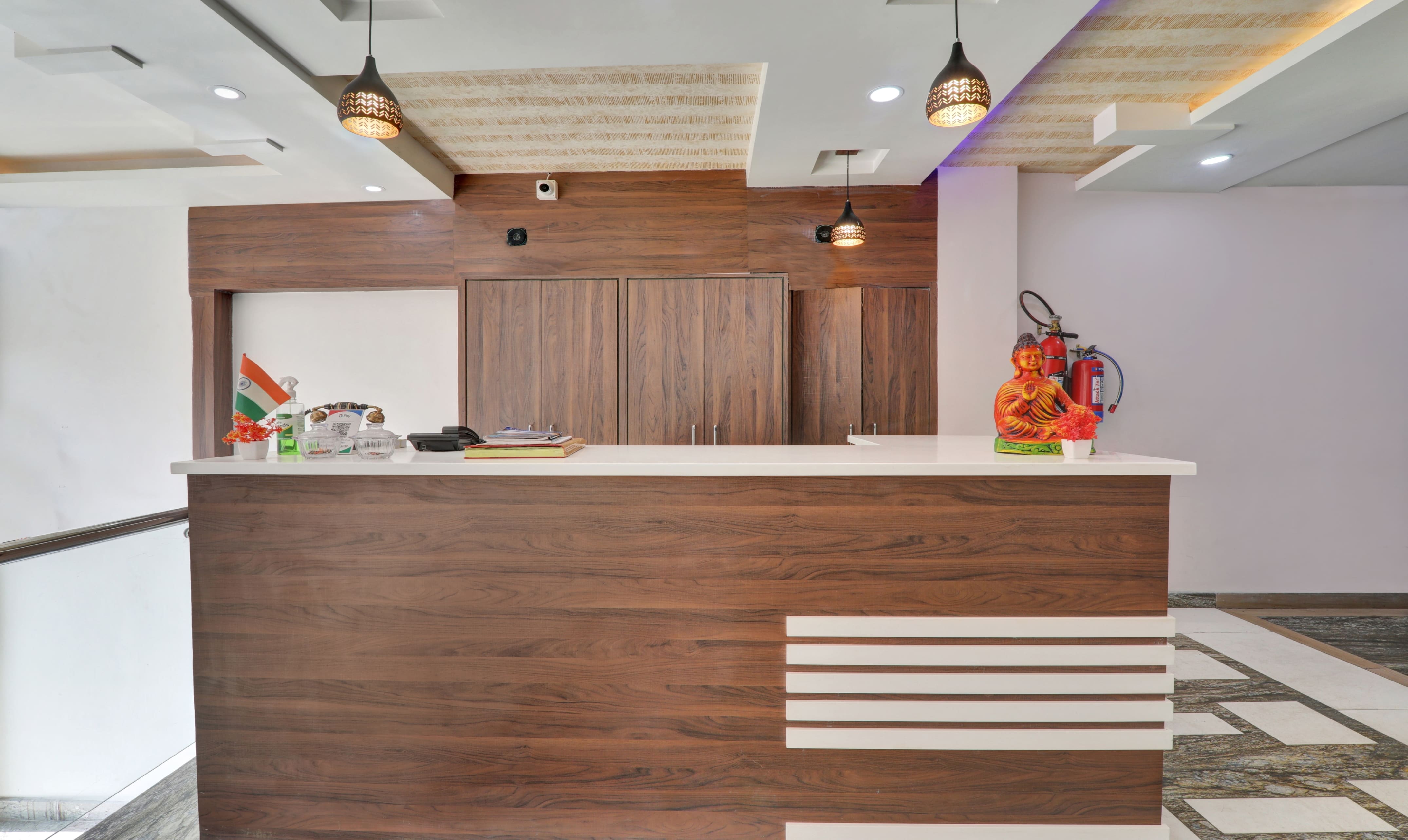 Itsy Hotels Royal Galaxy - 3 Km From Sangam,Prayagraj>>Allahabad,3 star