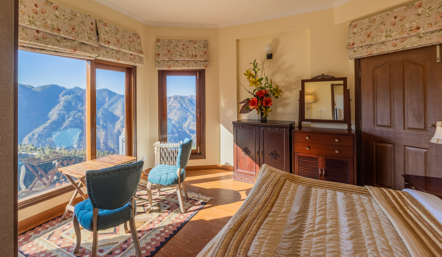 the manor luxury service apartments