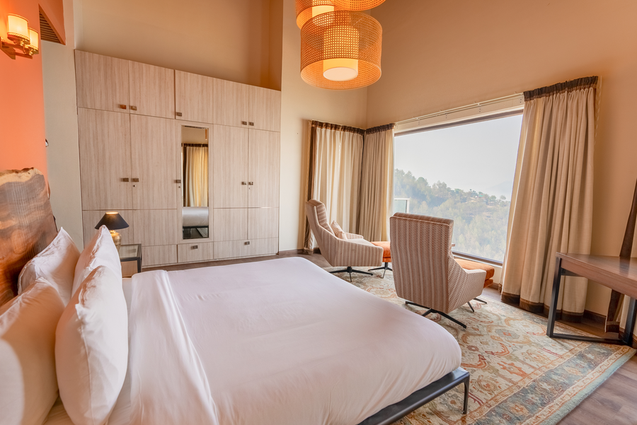 the manor luxury service apartments