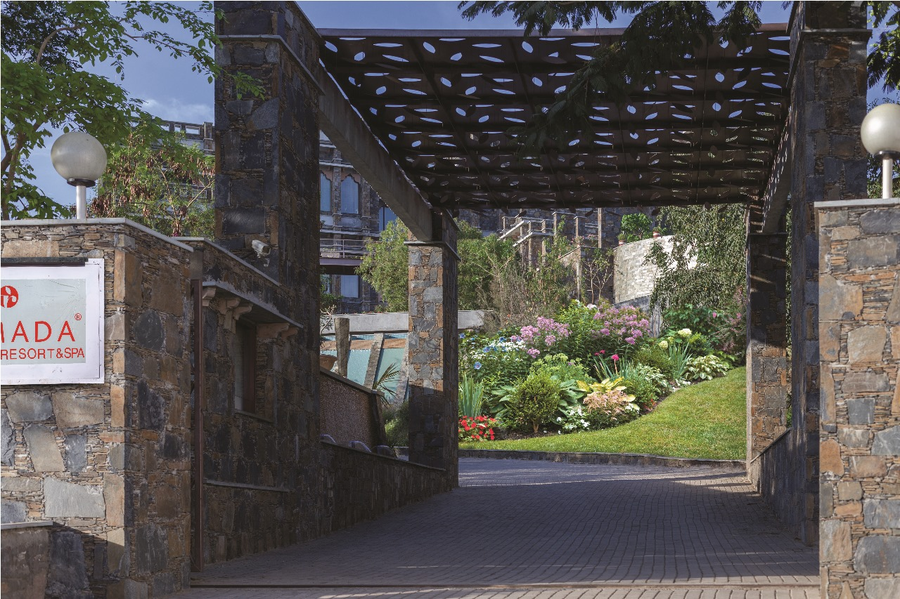 ramada by wyndham udaipur resort and spa