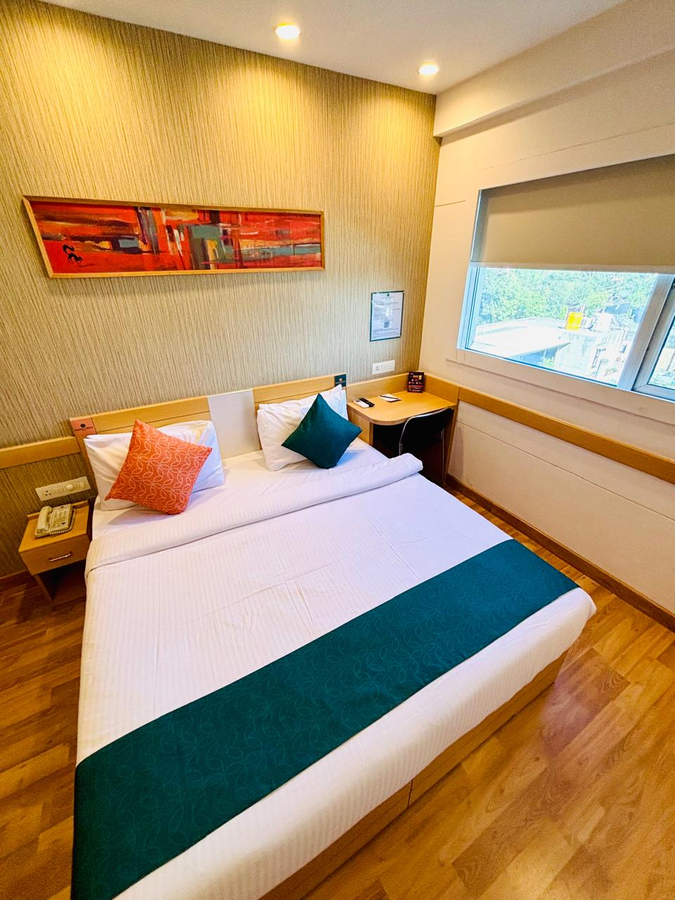 mango grove hotel chandigarh