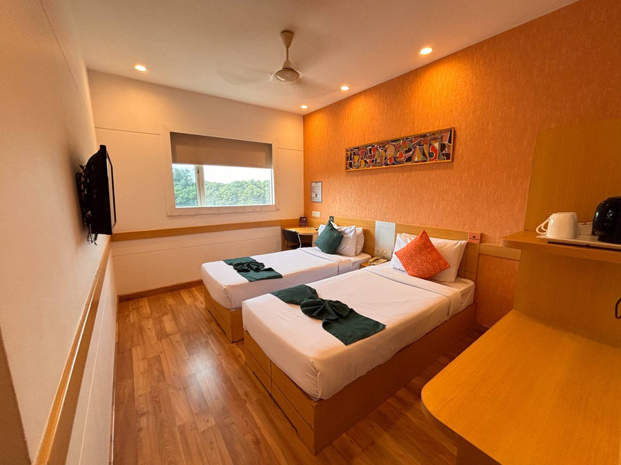 mango grove hotel chandigarh