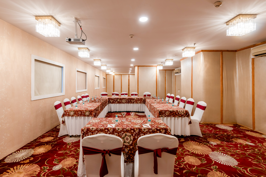 mango grove hotel chandigarh