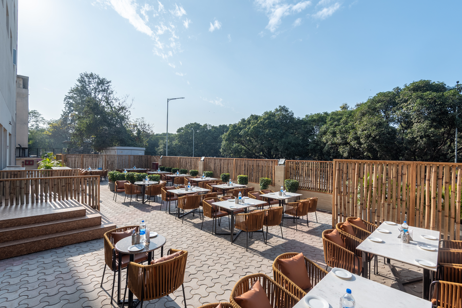 mango grove hotel chandigarh