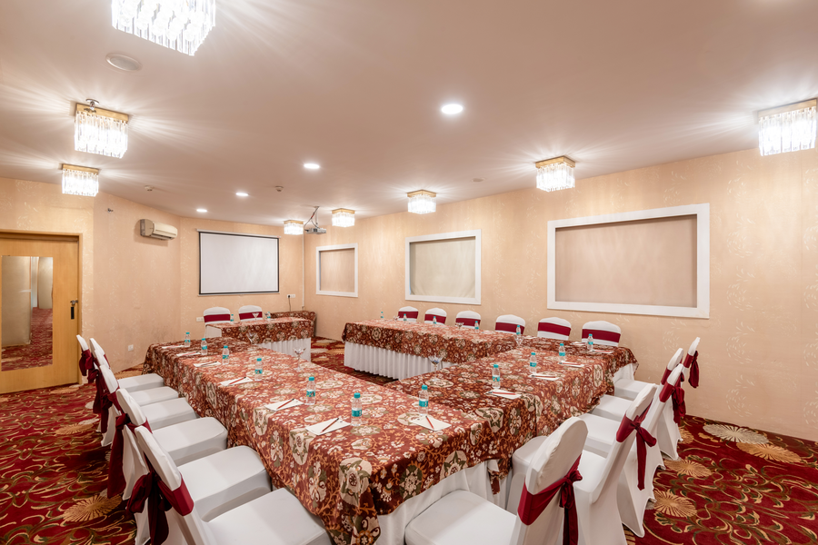 mango grove hotel chandigarh