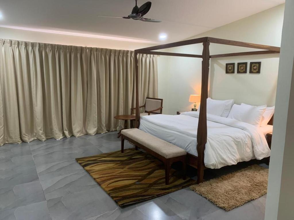 arc resort shirwal