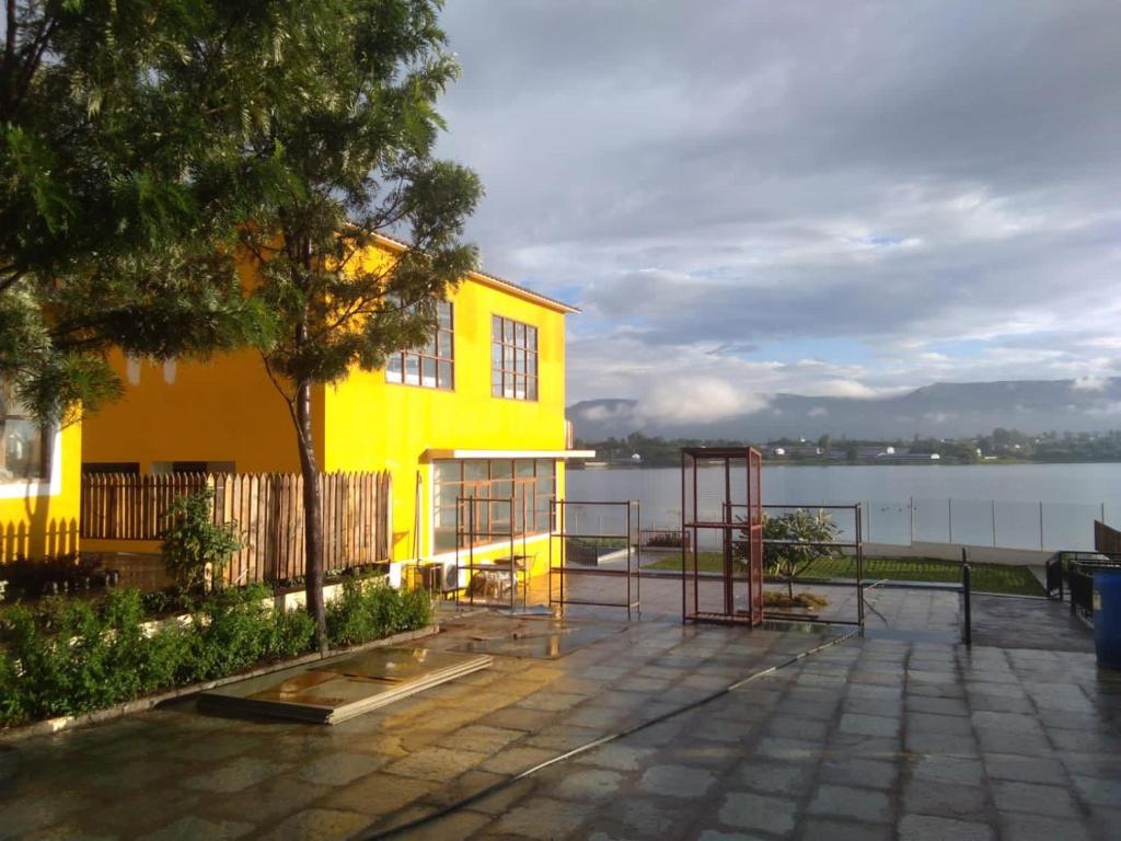 arc resort shirwal