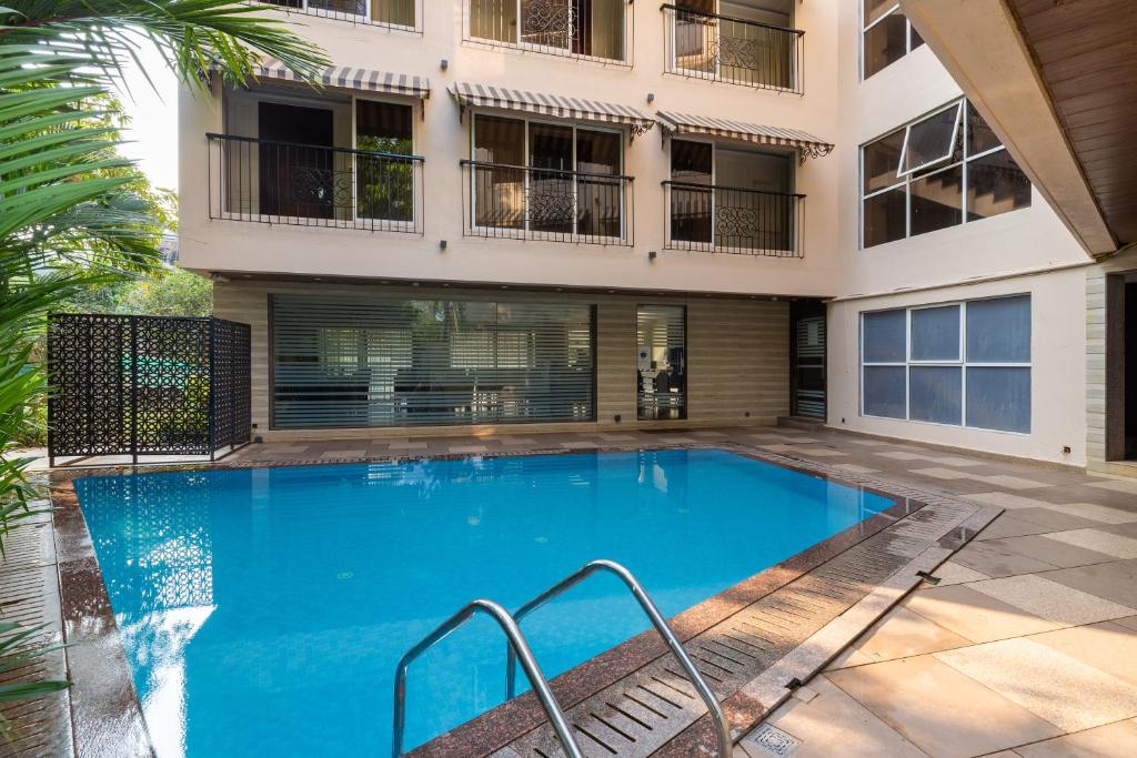 calux grand inn calangute