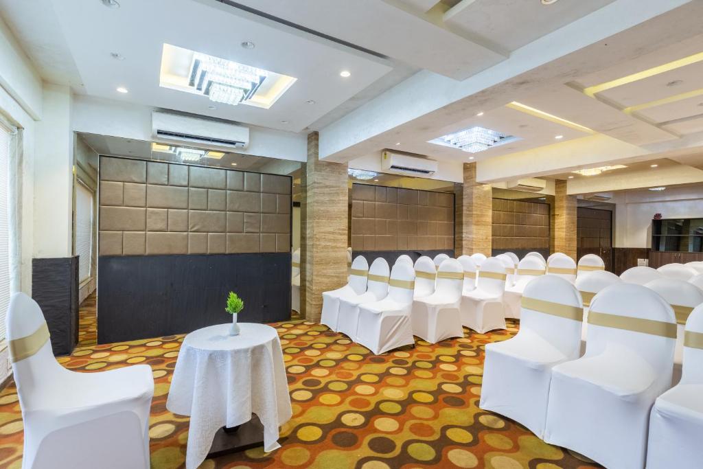 calux grand inn calangute