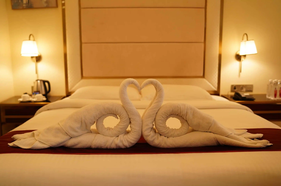 kay em spectra hotel