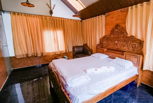 giri sarovar resort
