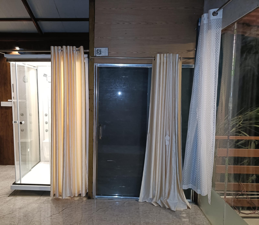 giri sarovar resort