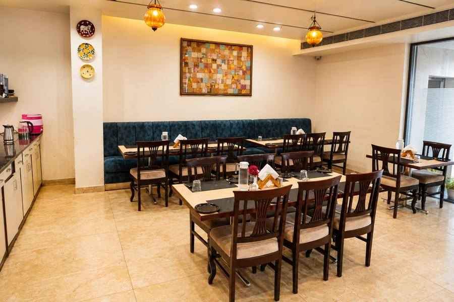 hotel regal by rhytham