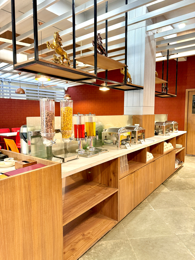 Hotel Anand Heritage,Near Sai Baba Temple,3 star