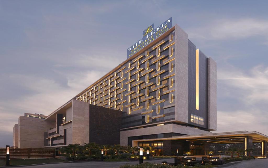 the leela ambience convention hotel delhi