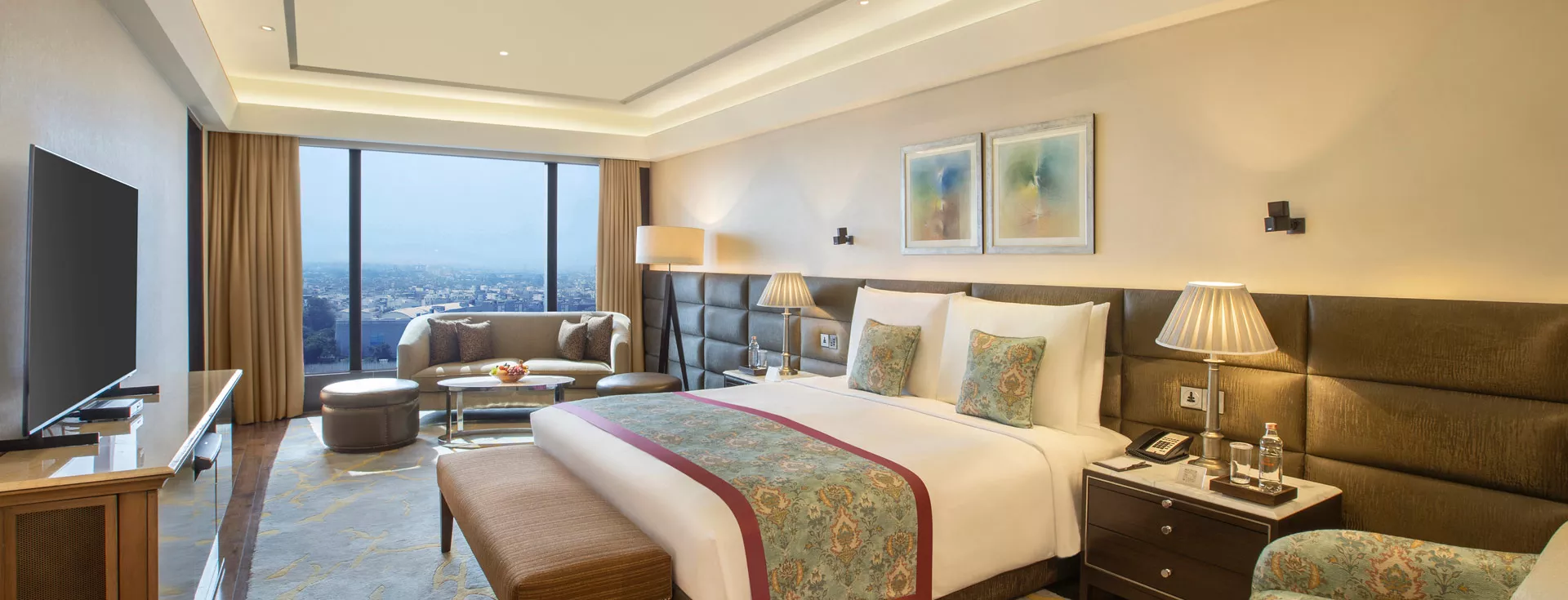 the leela ambience convention hotel delhi
