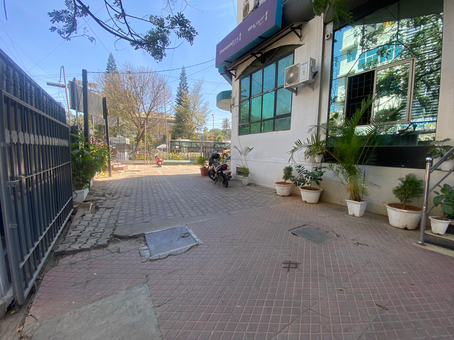 hotel townhall