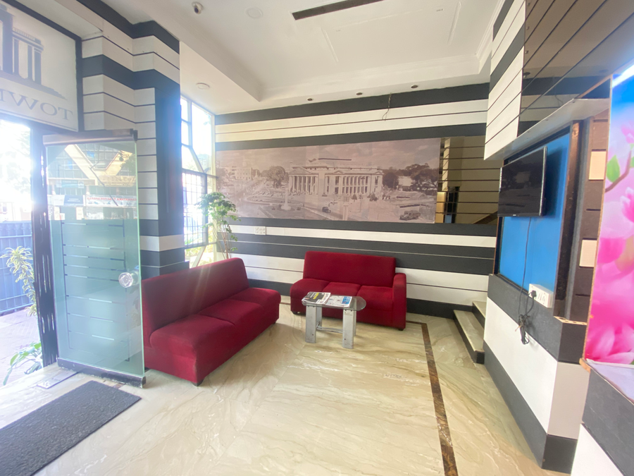 hotel townhall