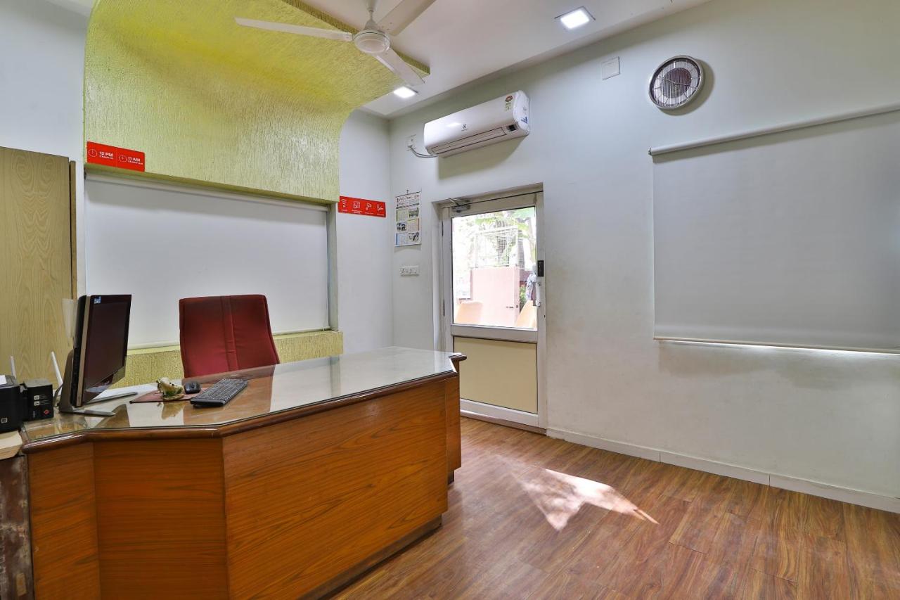 collection o vadodara airport formerly milan party hall