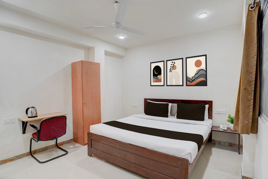 collection o vadodara airport formerly milan party hall