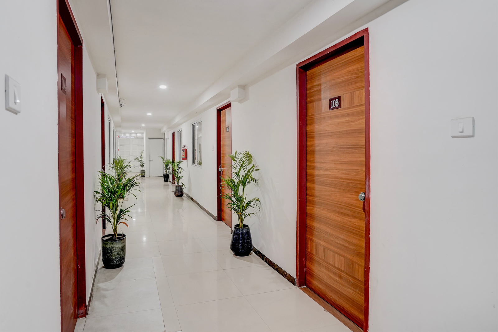 collection o vadodara airport formerly milan party hall