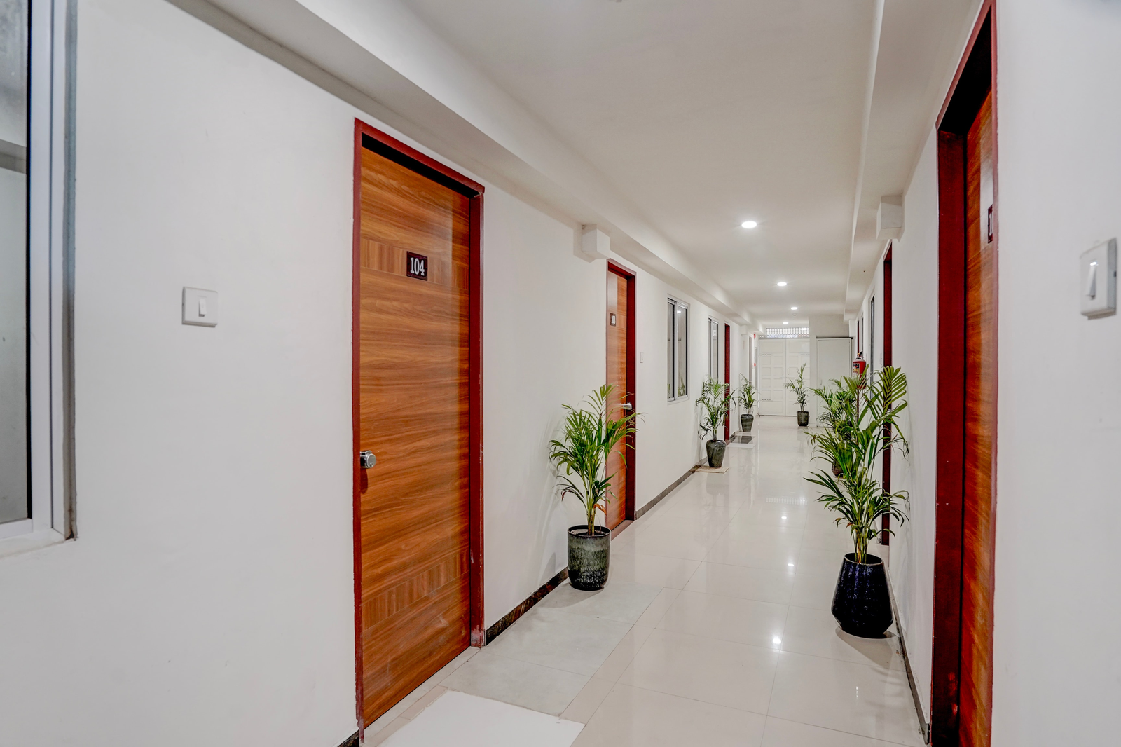 collection o vadodara airport formerly milan party hall