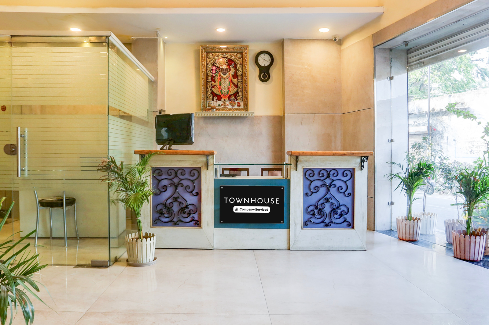 Super Townhouse Fateh Sagar Formerly Vatika Inn,Shashtri Circle,3 star