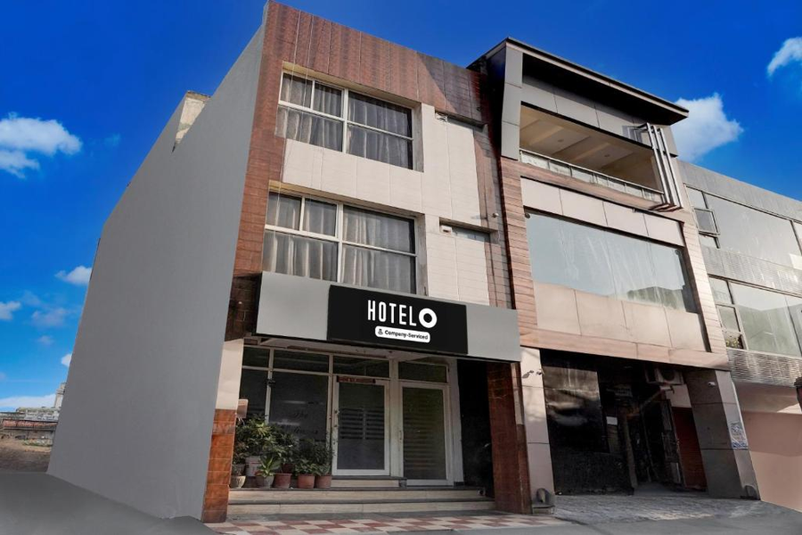 Super Hotel O Zirakpur City Court Complex Formerly The Platinum,Kalka>>Chandigarh,3 star