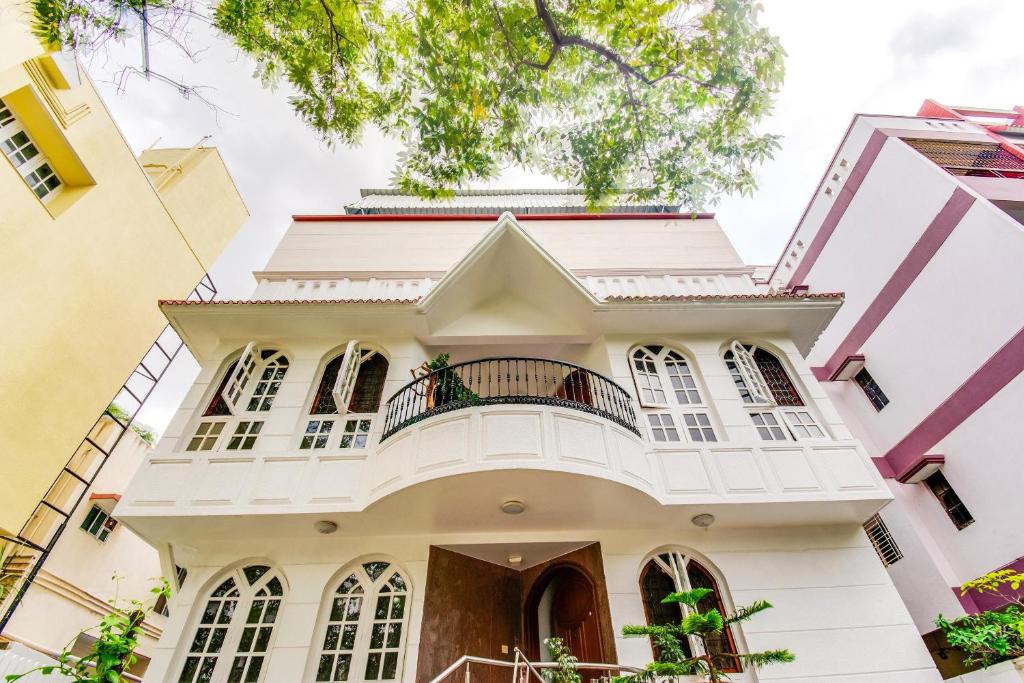 oyo 2561 hotel resida service apartments