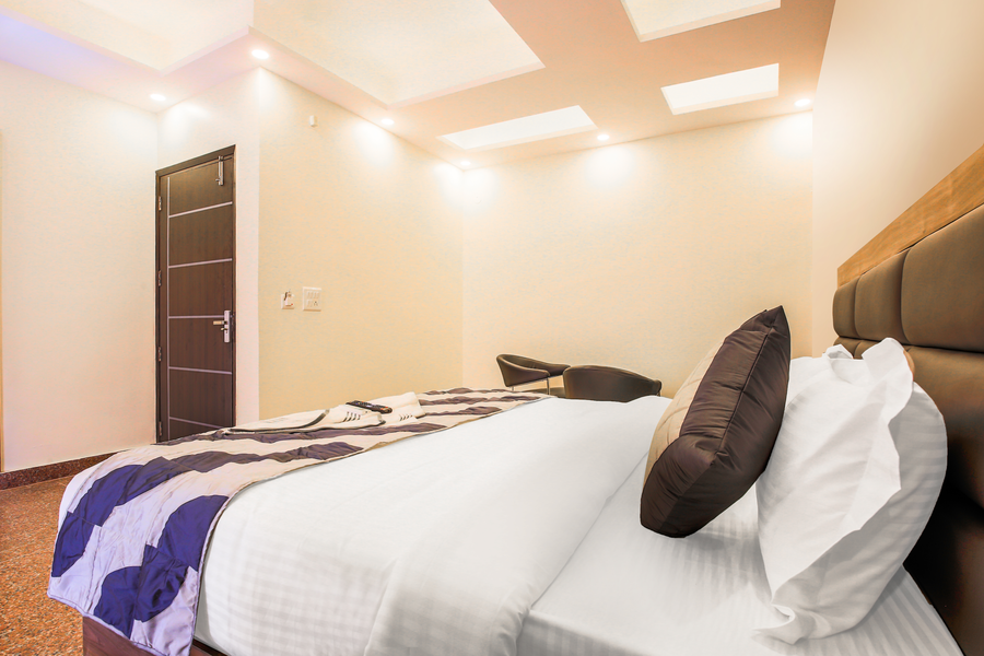 embellish inn