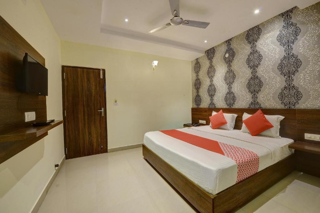 hotel samanvi international