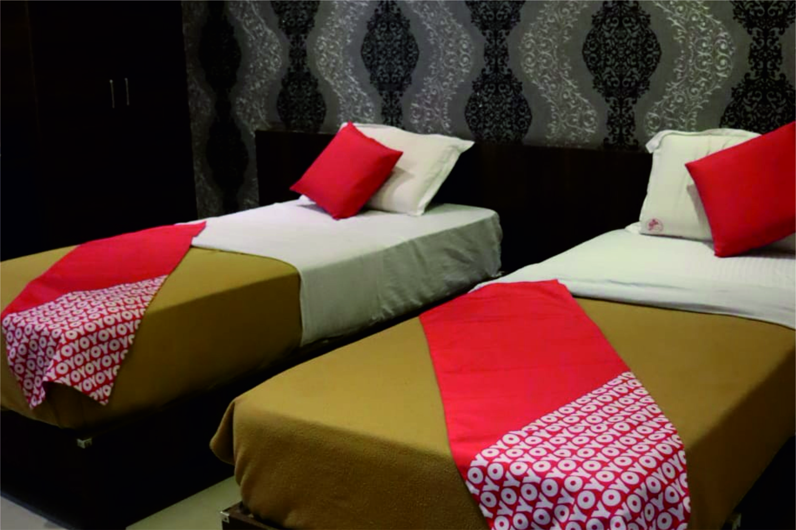 hotel samanvi international