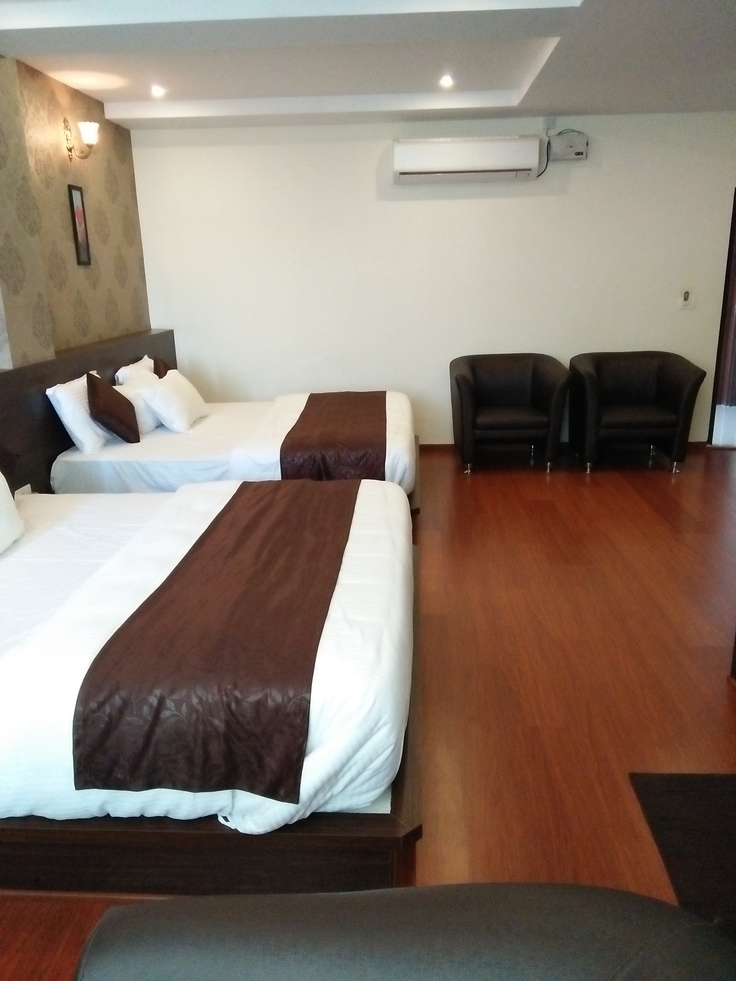 hotel samanvi international
