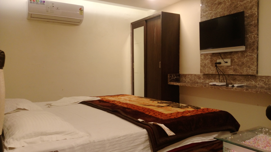 hotel lr regency