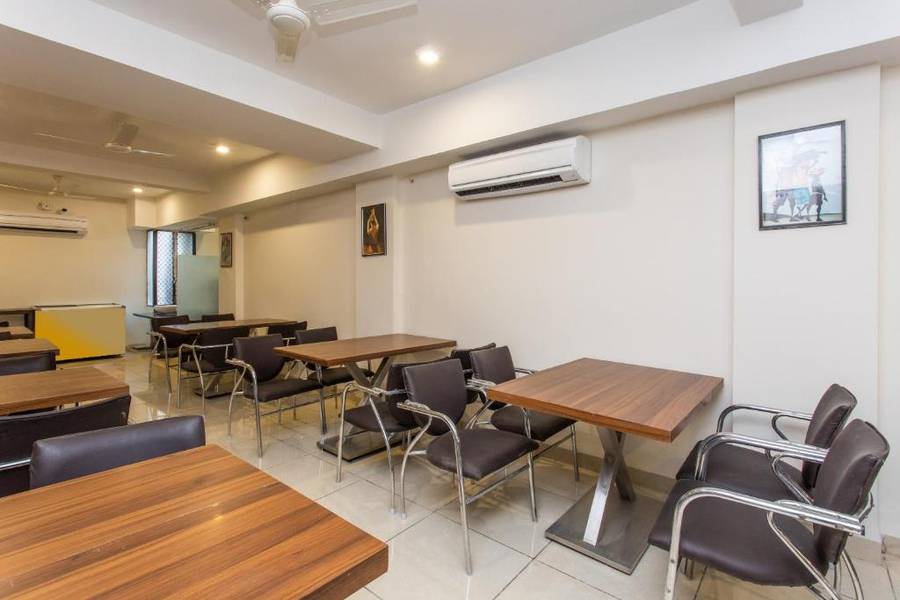 Hotel O Jawahar Marg Formerly Hotel Virat,Rajawada,3 star