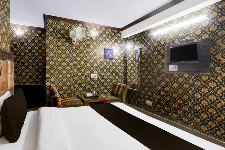 super collection o mall road formerly hotel shubham