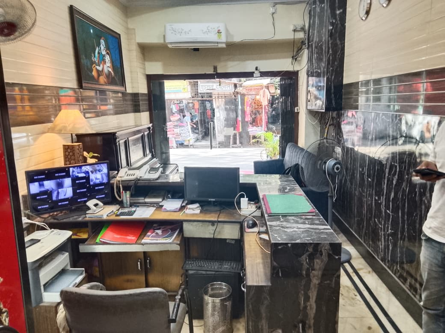 Hotel Raviz Inn,Bhowanipore,2 star