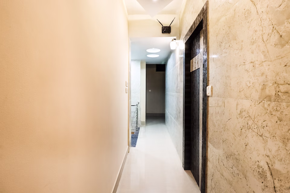 oyo 46115 kuber residency