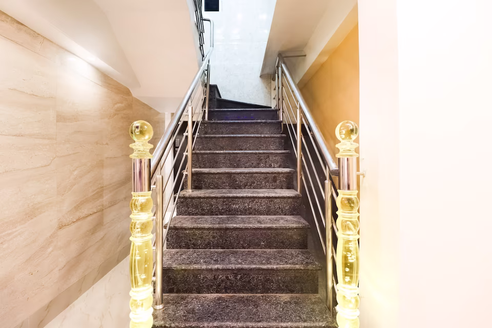 Oyo 46115 Kuber Residency,H-2A, Tagore Park, Main, Road, Naskarhat, Kasbanear Tagore Park, Kasba, Kolkata,3 star
