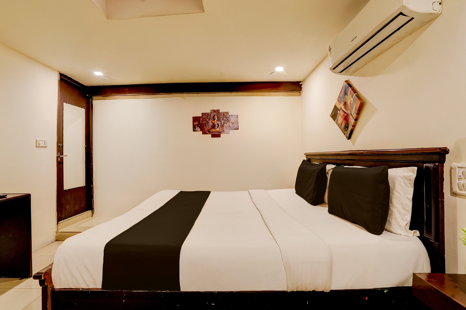 hotel o benz circle vijaywada formerly akshaya pride