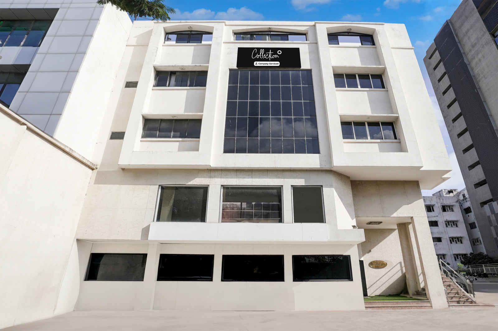 Capital O 1338 Hotel Harmony,Shastri Maidan,3 star