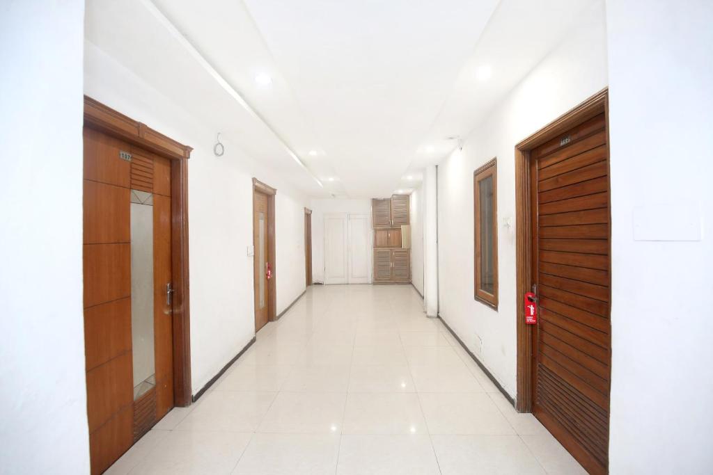 Hotel Queensland,Queen's Road,3 star