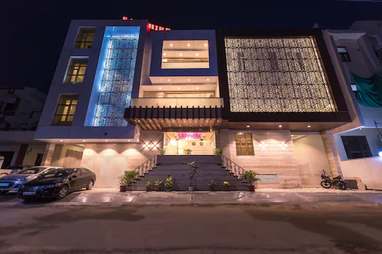 Hotel Sapphire World,Mansarovar,3 star